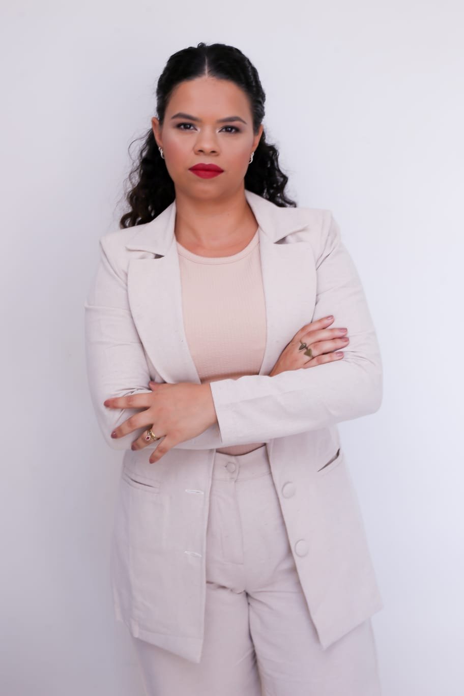 Dra. Tatiany Nunes Guimarães – Advogada em Direito do Trabalho e Previdenciário, OAB/GO